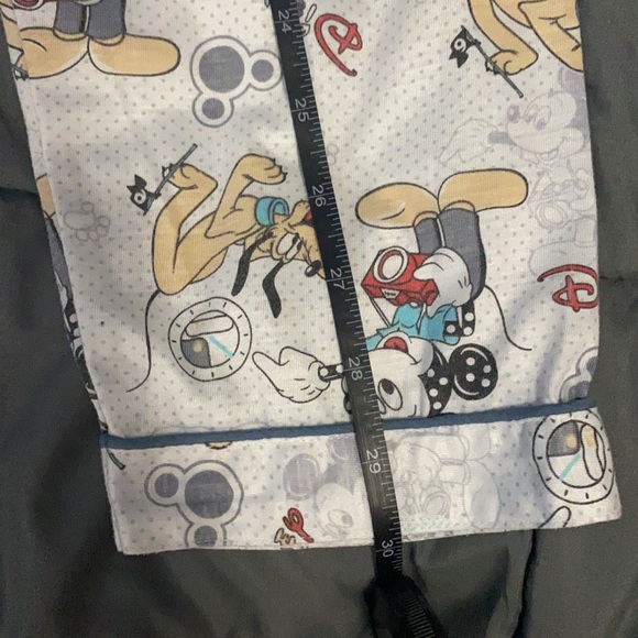 NWOT Kids Disney Mickey Mouse & Pluto Pajama Set - Picture 11 of 16